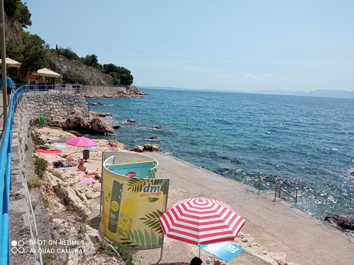Apartamento Sunce Kostrena Exterior foto